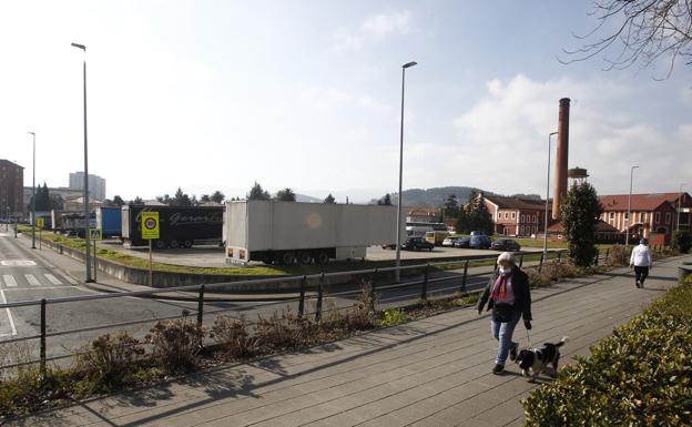 El aparcamiento de La Lechera tendrá 300 plazas y los camiones no podrán estacionar