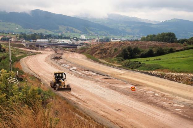 La construcción cántabra exige adaptar la obra pública al aumento de costes