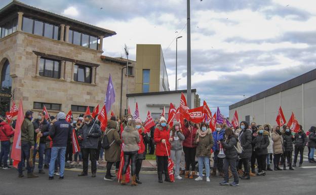 Las conserveras vuelven hoy a la huelga al romperse la negociación del convenio