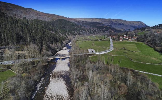 «Si no llueve en veinte días, tendremos problemas», avisan los agricultores de Cantabria