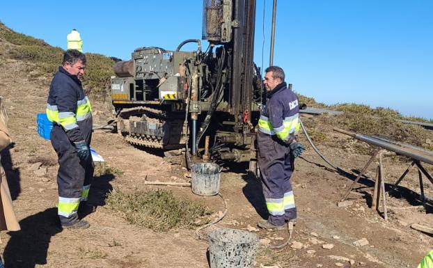 La empresa del parque eólico de El Escudo destaca los beneficios ambientales del proyecto