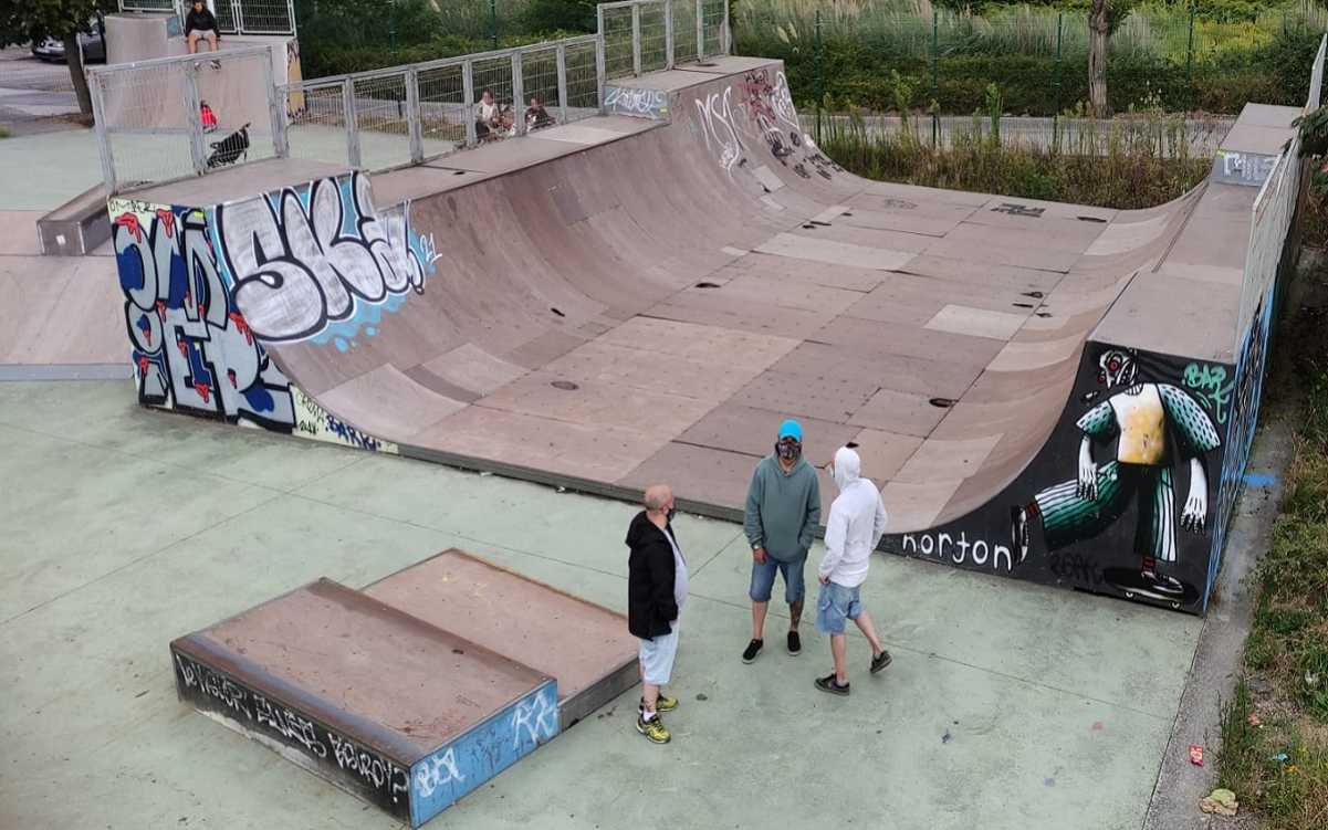 Los riders denuncian que el skatepark de Castro Urdiales lleva dos años cerrado y su estado es «ruinoso»