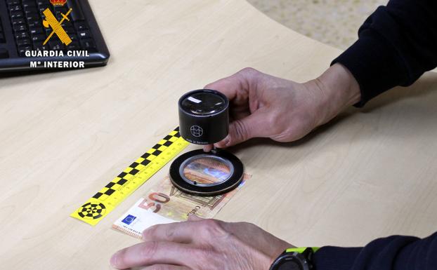 Detenido por pagar con billetes falsos en dos establecimientos de Los Corrales