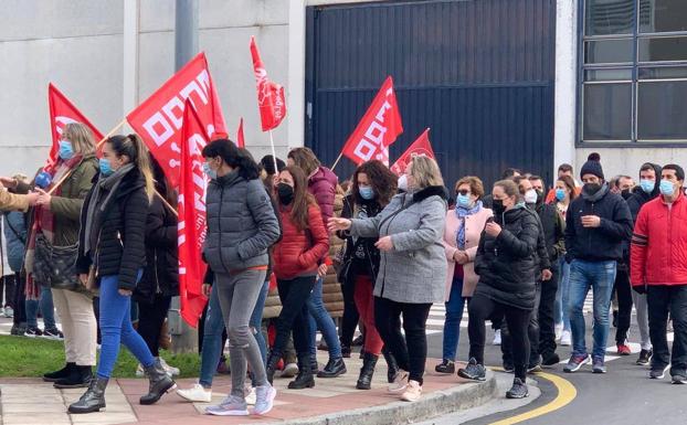 Asambleas en Santoña y Laredo sobre el convenio del sector de las conserveras