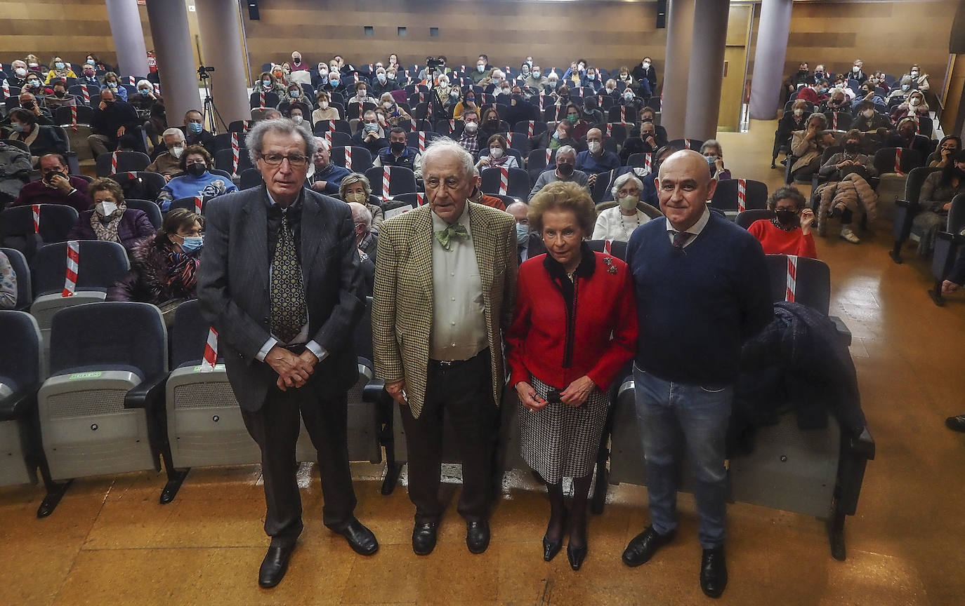 Inocencio Arias: «El problema catalán, enquistado, puede tener un desenlace funesto para España»