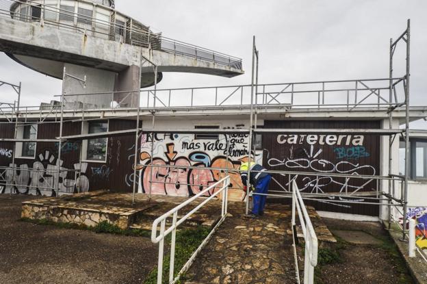 Cantur reabrirá la cafetería del 'Pirulí' de Peña Cabarga para Semana Santa