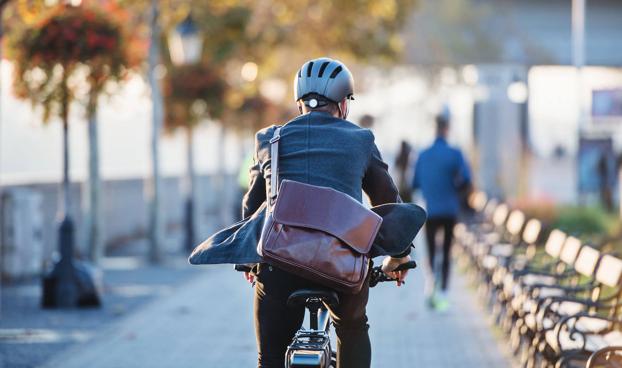 Santander aprueba las ordenanzas de ayudas a la compra de bicis eléctricas y renovación de la flota de taxis