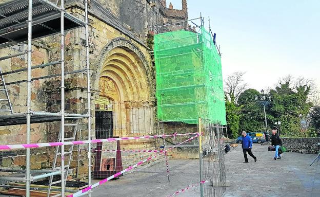 San Vicente acomete obras de mejora en la iglesia de Santa María y el castillo del Rey