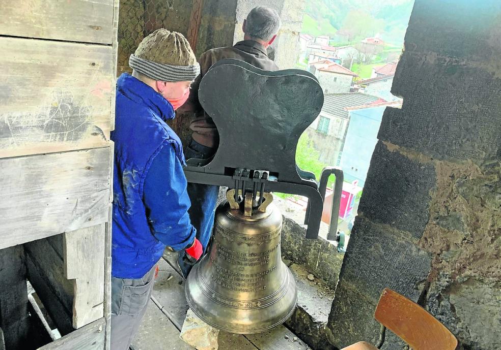 La campana de Mirones suena como nueva