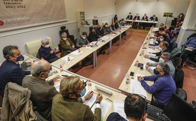 Renfe y ADIF se comprometen a reducir el tiempo de los viajes en las Cercanías