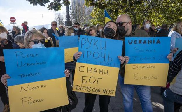La comunidad ucraniana organiza en Santander una campaña de ayuda