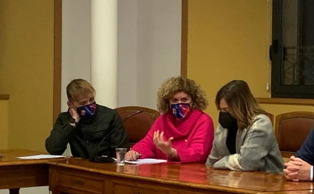 La nueva alcaldesa de Medio Cudeyo mantiene la retribución de 37.000 euros de su predecesor
