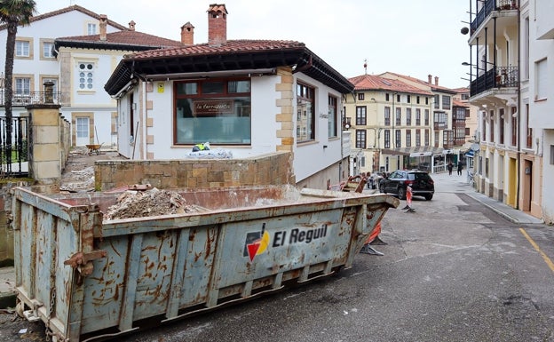 Comienzan las obras para construir un nuevo espacio multiusos en el centro de Comillas