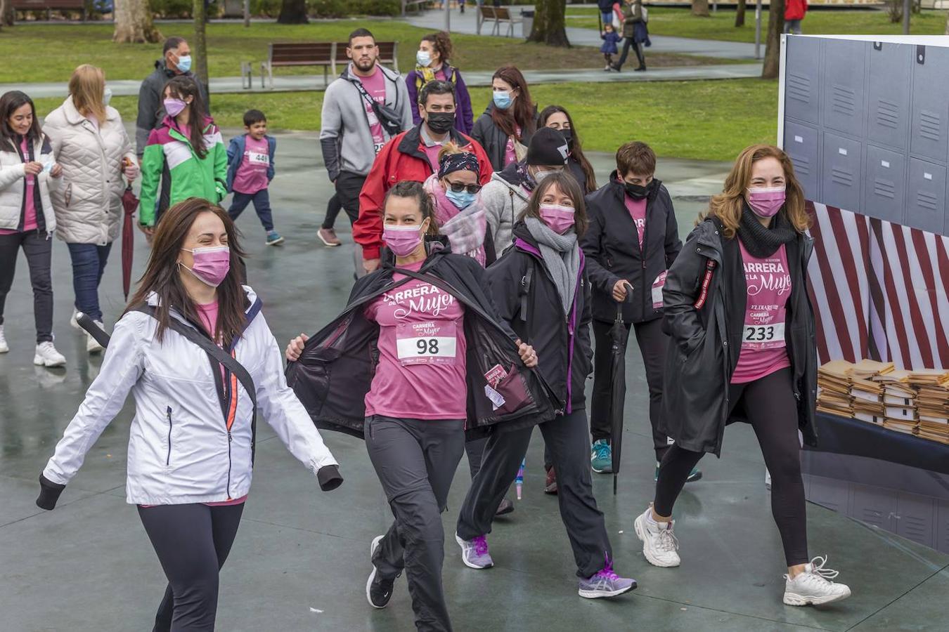 ¿Has participado en la Carrera de la Mujer? Búscate en las fotos