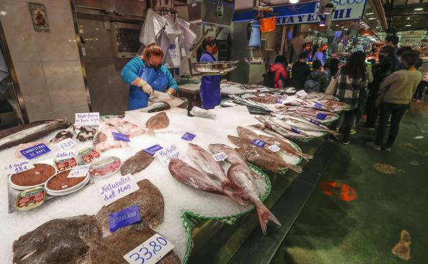 Los pescadores se se suman al sector del transporte y tampoco saldrán a faenar