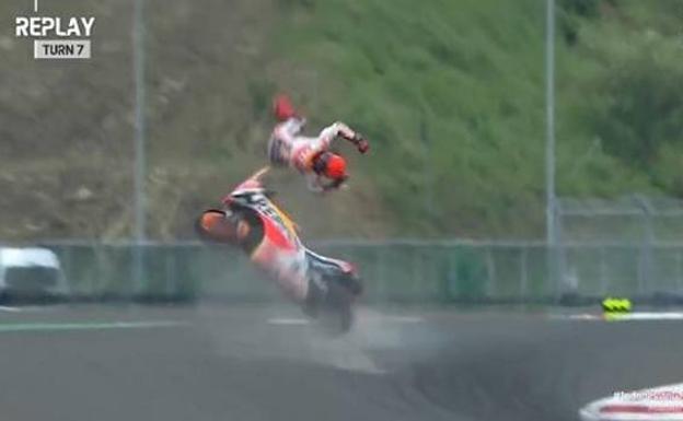 Marc Márquez sufre una brutal caída en el GP de Indonesia