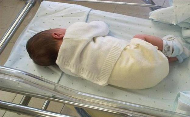 Miengo entregará un regalo a cada recién nacido que sea empadronado en el municipio