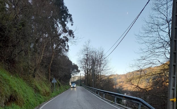 Podemos e IU solicitan la mejora de la seguridad peatonal entre Ontón y el barrio de Baltezana