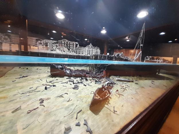 'Explosión en el Cabo Machichaco' propone en el Museo Marítimo una nueva visión de la catástrofe