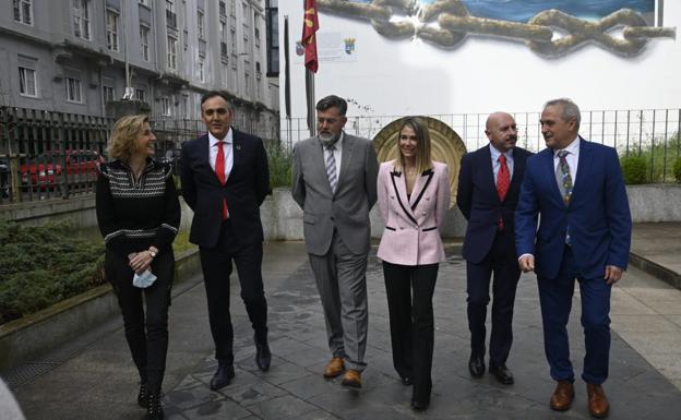 El nuevo equipo del SCS buscará «reconciliar a los sanitarios con los pacientes en las consultas»