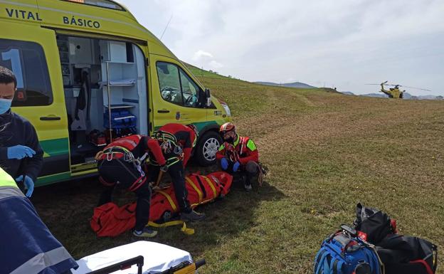 Herido un motorista en el puerto de Los Tornos