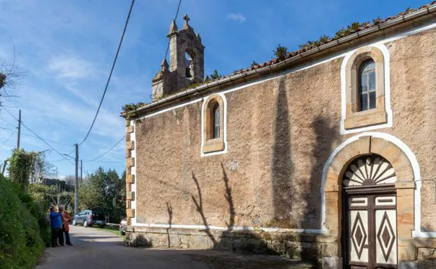 Polanco negocia con el Obispado un convenio para evitar el deterioro de la ermita de Santiago