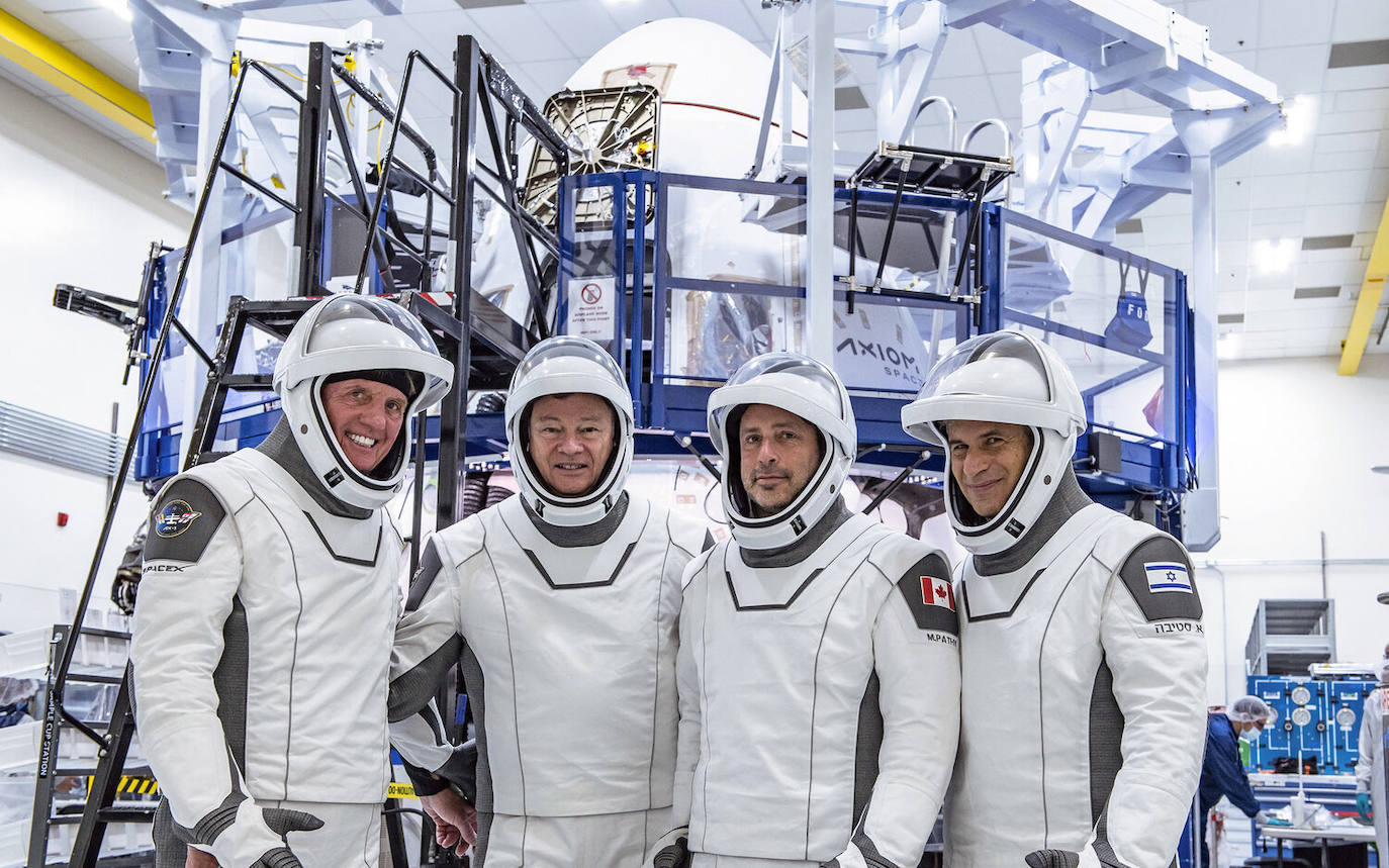 La primera misión privada a la estación espacial despega hoy con comandante español