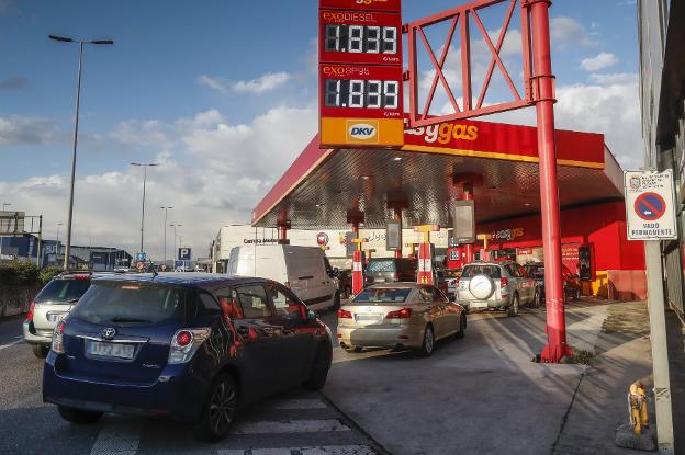 Cantabria, entre las autonomías más afectadas por la subida del precio de los combustibles