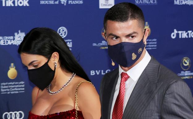 La madre de Cristiano se refugia en la fe tras la pérdida de su nieto