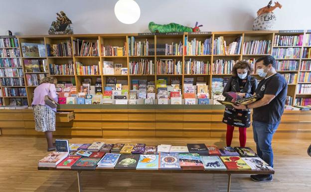 Los libreros se unirán en un único espacio en Santander para promover la lectura