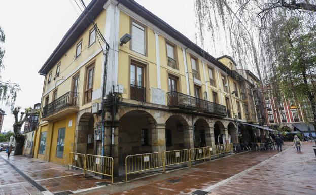 La rehabilitación del edificio desalojado en Baldomero Iglesias se iniciará este año