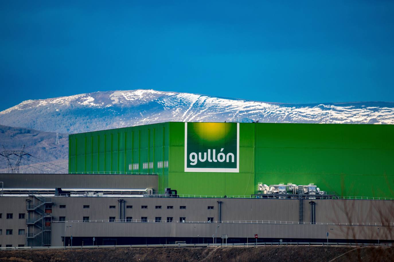 Galletas Gullón, con más de 500 trabajadores de Cantabria, crea 100 empleos en 2022