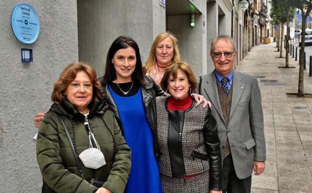 Matilde Camus se suma a los Ilustres santanderinos con una placa en La Atalaya