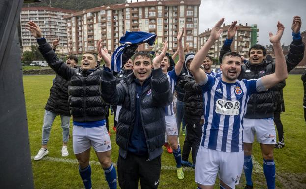 Festival gimnástico al subir a Segunda RFEF