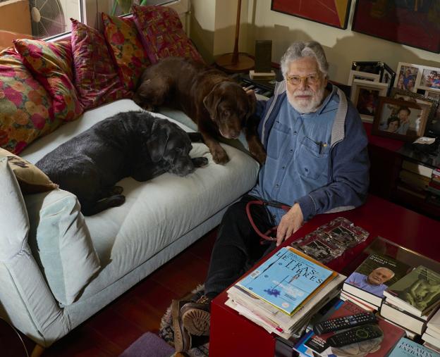 Joaquín Estefanía: «La utopía más cercana es leer un buen libro rodeado de tus perros»