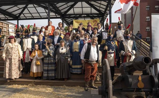 Camargo viaja a 1808 con juegos, música y teatro