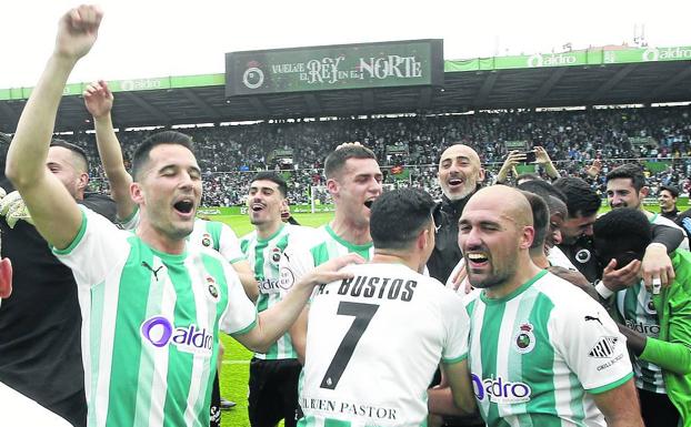 Póquer de ascensos del deporte cántabro