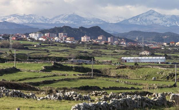 El Gobierno corrige su Ley del Suelo y permitirá construir en terrenos rústicos en toda Cantabria