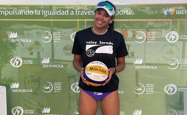 Carol Fernández roza el bronce en la Copa de la Reina de vóley-playa