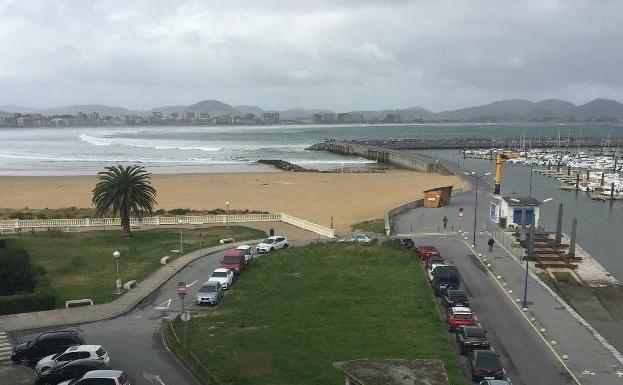 Santoña ejercerá acciones judiciales frente al Gobierno regional por el centro náutico