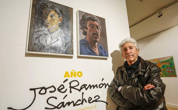 La Casa de Cultura de Torrelavega exhibe la obra de José Ramón Sánchez