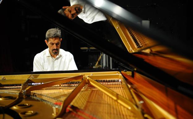 «El piano es mi vida y un amigo exigente al que hay que cuidar»