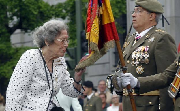 La Plaza Porticada acoge este domingo un solemne acto de jura de bandera civil