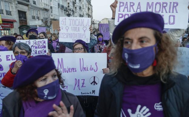 Convocada una concentración en Laredo en apoyo a Ana María, cuyo agresor saldrá de la cárcel en junio