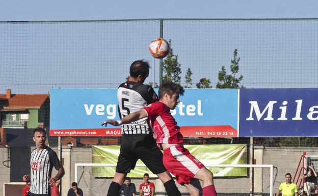 El Escobedo apura hasta el final para apear al Naval