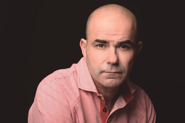 «No sé si como narrador soy bueno pero seguro que como portero era peor»