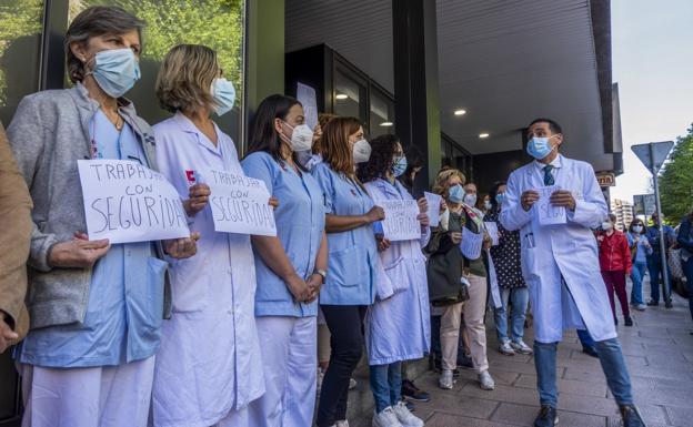 La queja de los médicos fuerza la retirada de un curso de defensa personal del SCS