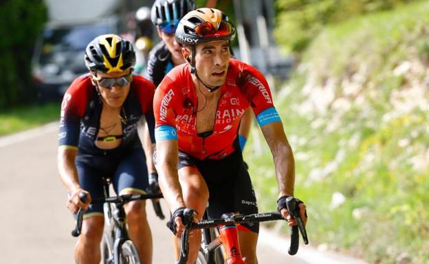 Landa entra en la puja por el Giro pese a otra caída