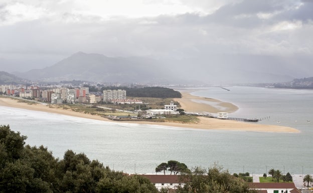 Laredo y Santoña se pelean ahora por la bahía