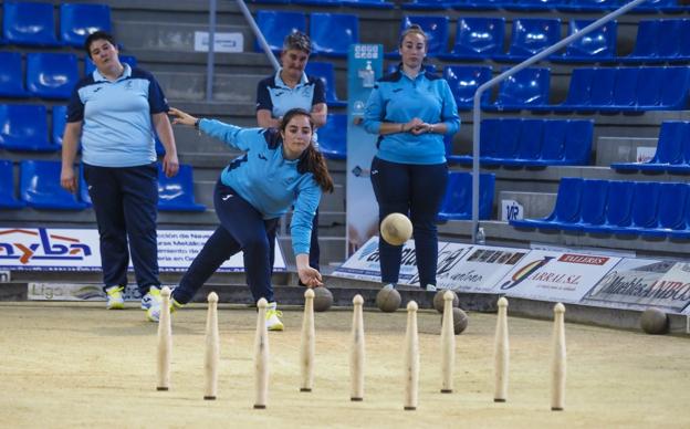 Peñacastillo retoma el mando de la Liga